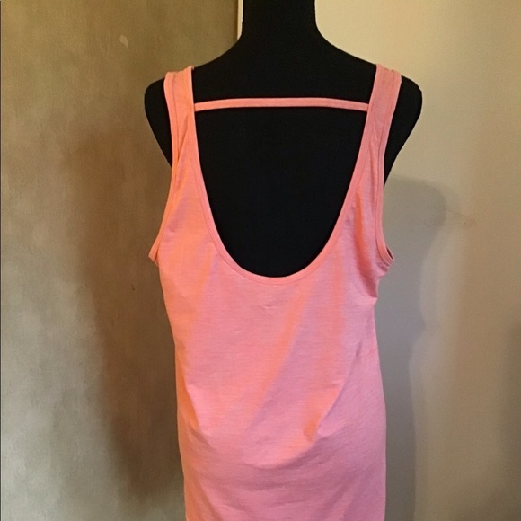 Champion Sleeveless Workout Tee - Picture 3 of 5